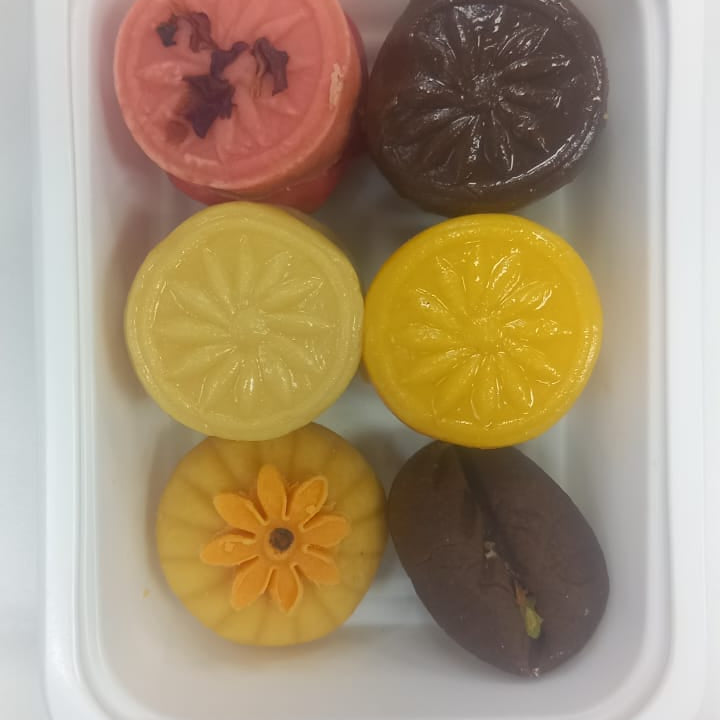 Assorted_milk_Sweets_250g_2.jpg